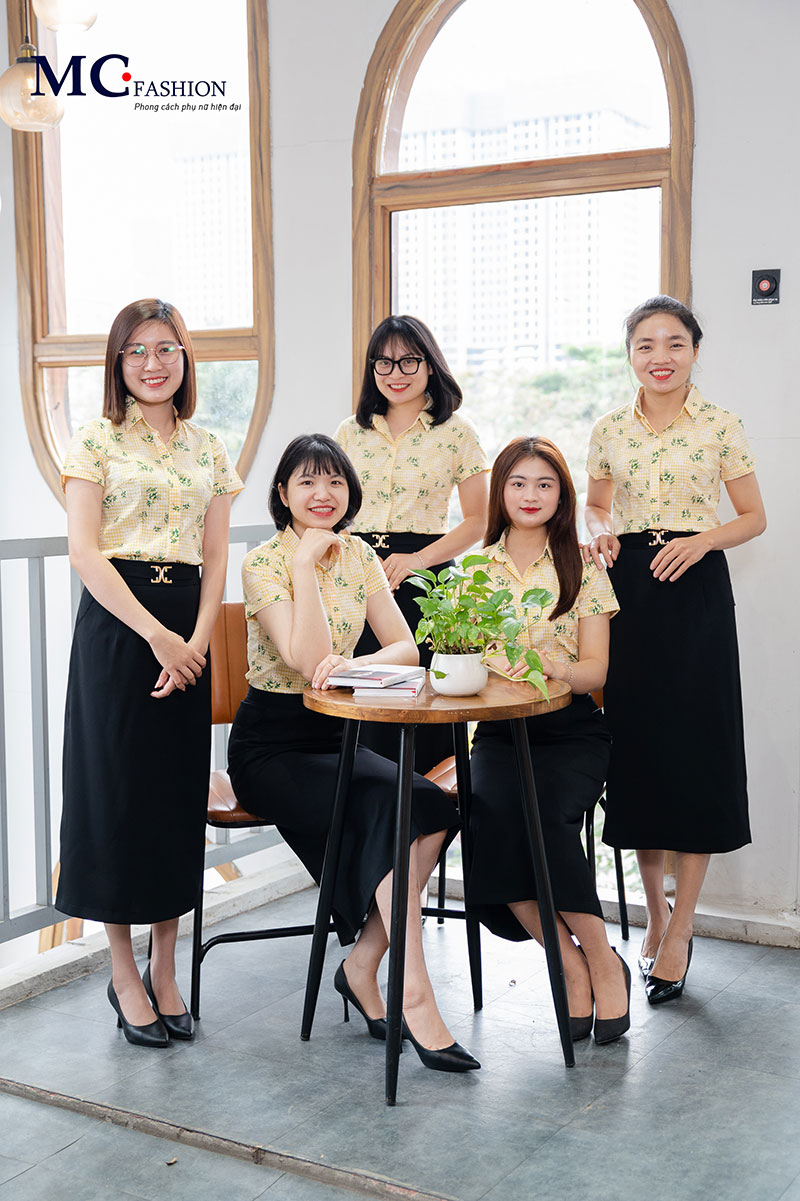 Đồng phục công sở nữ hoa vàng MC Fashion