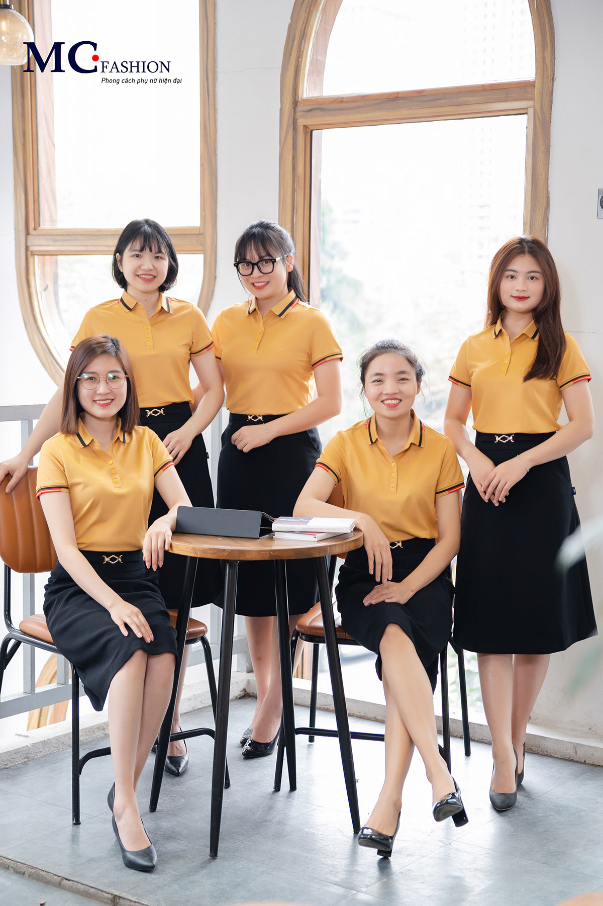Đồng phục công sở nữ vàng MC Fashion